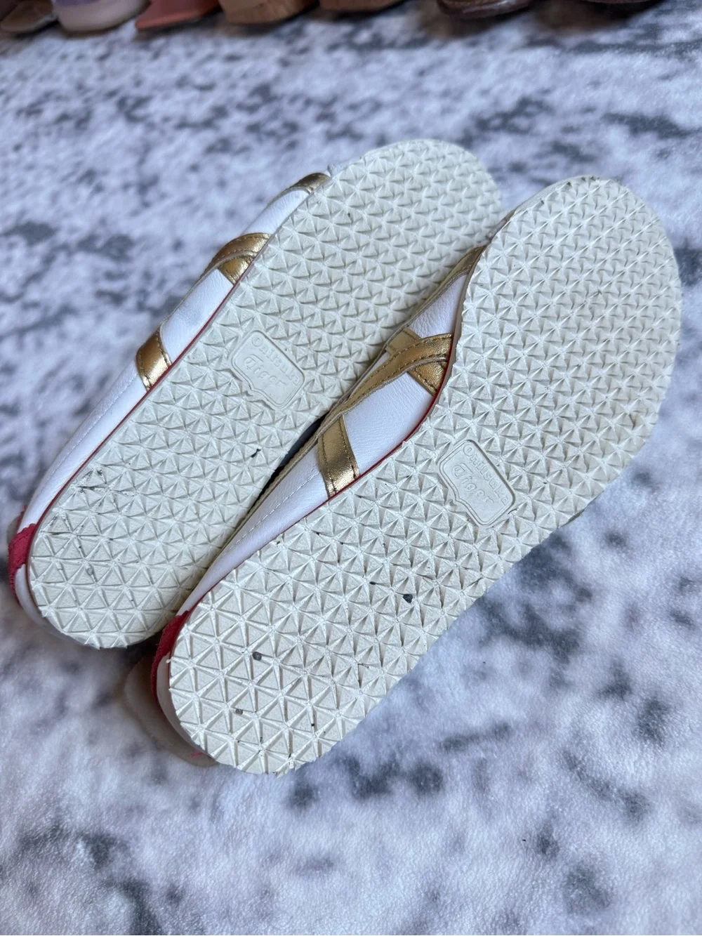 Onitsuka Tiger by Asics slim profile